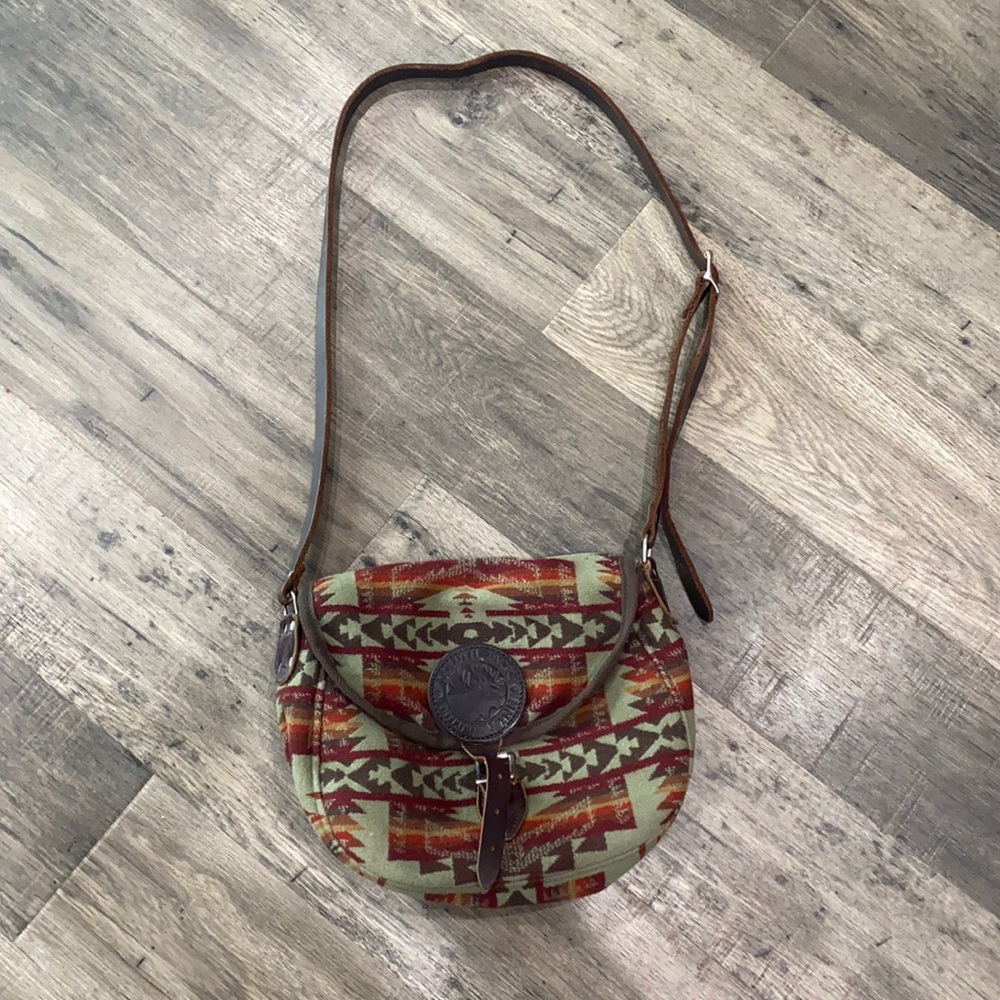 Duluth Pack Purse